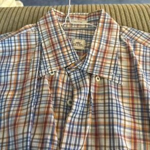 Men’s Peter Millar Large casual button down shirt
